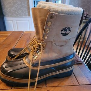 Heavy Duty Mens Timberland Winter Boots.  Sz 11